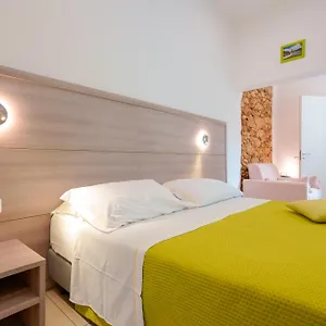  Guest house Bardilio Luxury