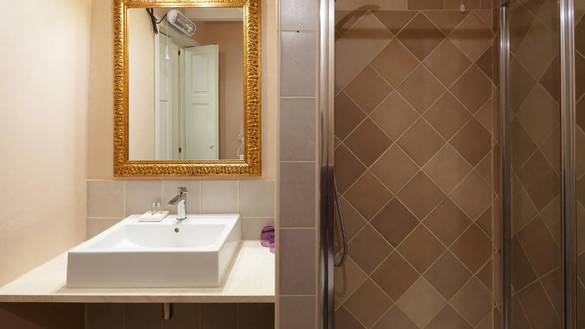 Relais Santa Croce Guest House Cagliari Italy