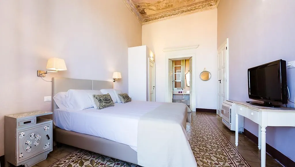 Relais Santa Croce Guest House Cagliari 2*,